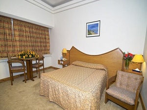 Shiraz Homa Hotel