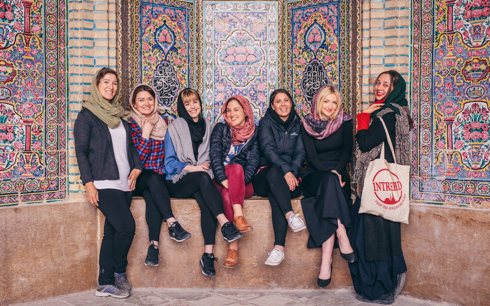 Iran Feminine Travel Dress code