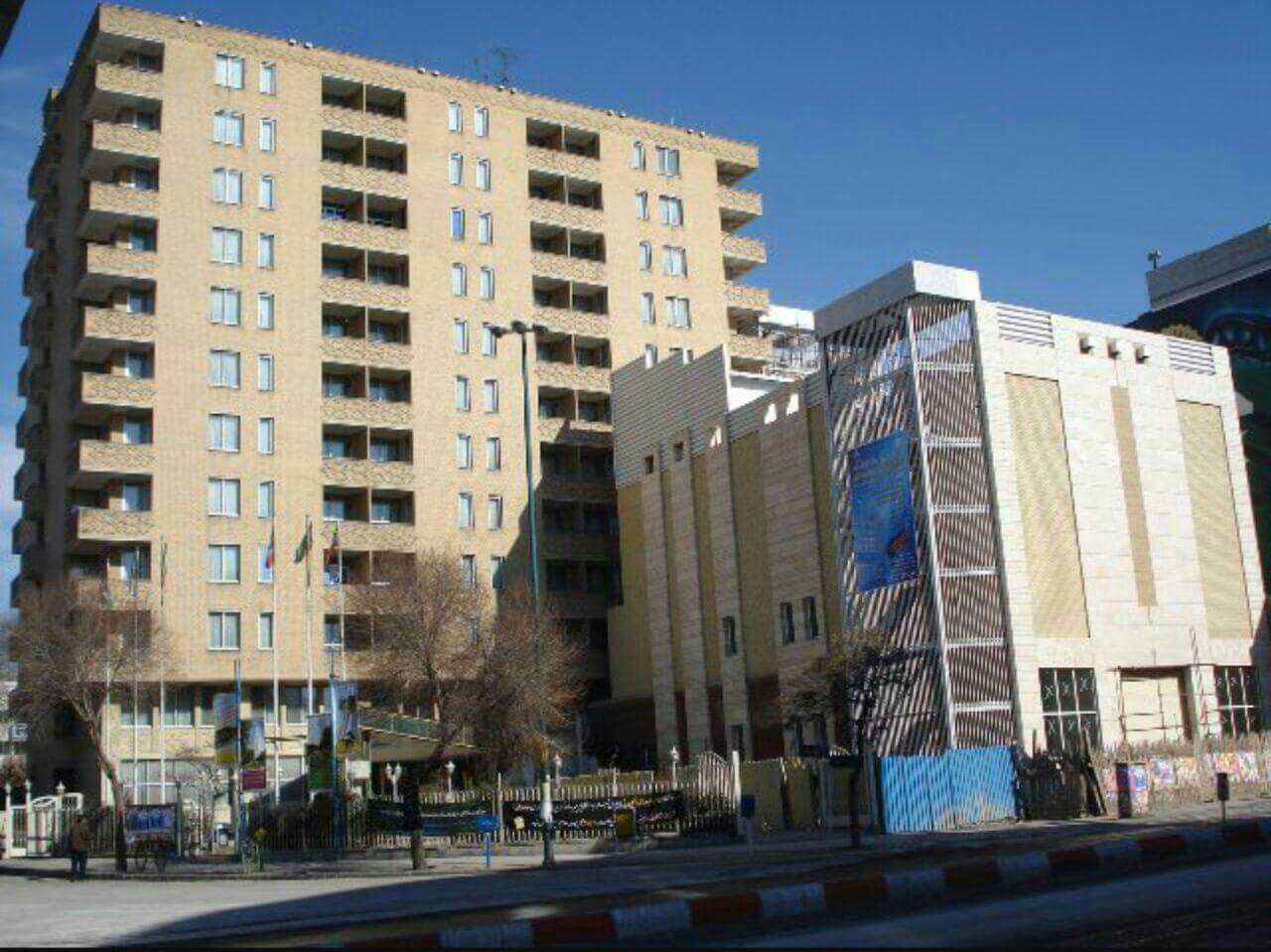 Gostaresh hotel, Tabriz